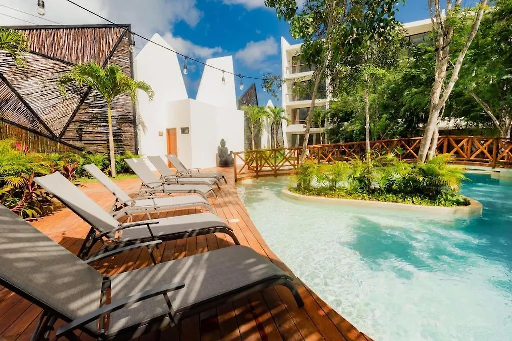 Near Beach+Jungle Views. King Bed+220 Megs+2 Bikes Tulum Appartement
