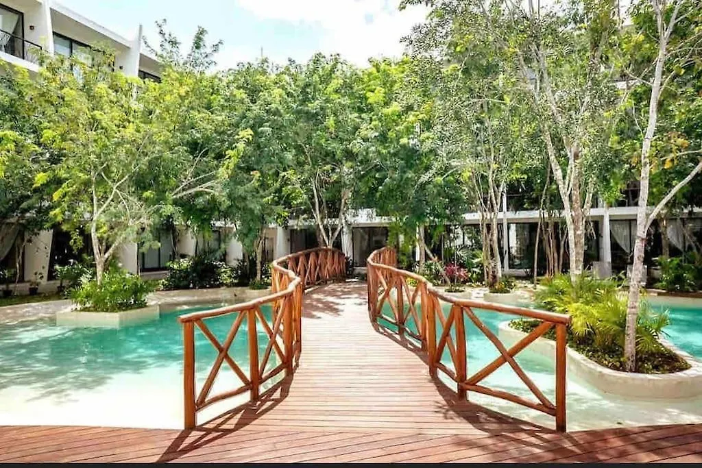 Near Beach+Jungle Views. King Bed+220 Megs+2 Bikes Tulum Apartmán